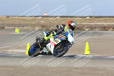 media/Nov-03-2024-TrackDaz (Sun) [[44580f4982]]/B Group/120pm (Grapevine)/